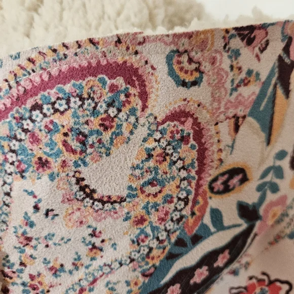 NWT Floral Hooded Jacket with Sherpa Lining - Picture 11 of 12